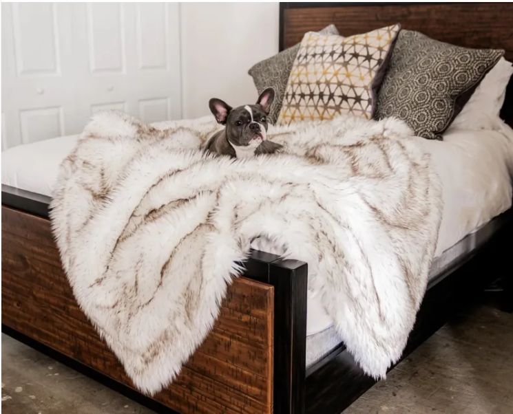 Luxury Waterproof Plush Pet Blanket for Dogs & Cats